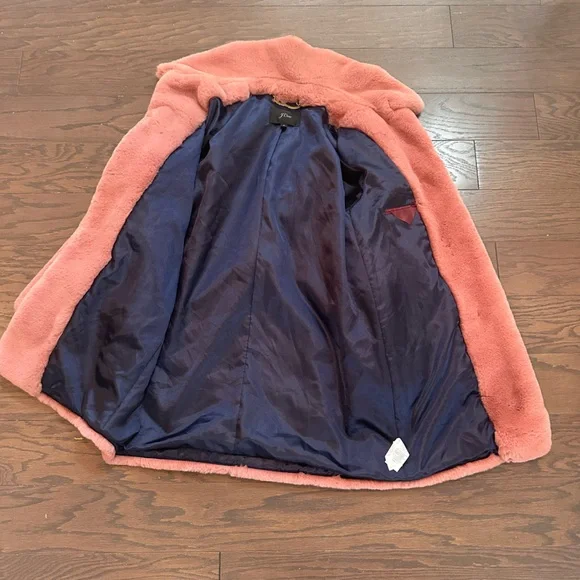 J Crew Faux Fur Soft and Plush Ash Rose Coat Size Medium - Picture 7 of 11